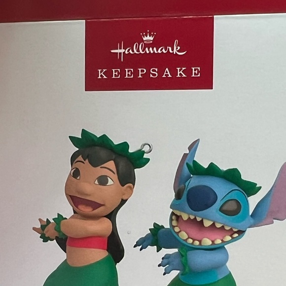 🌲Hallmark Keepsake 2023 Ornament of Disney Lilo & Stich - Picture 3 of 9